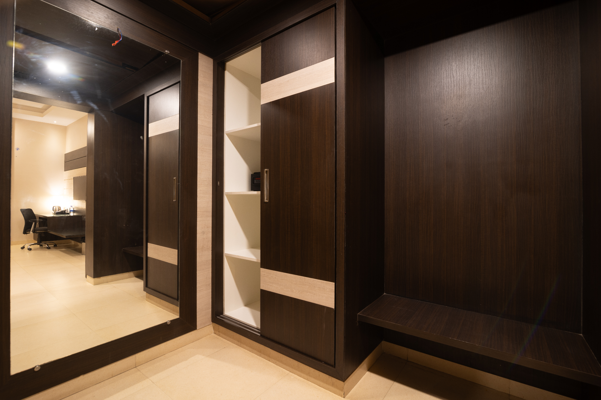 Villa Suite — 6