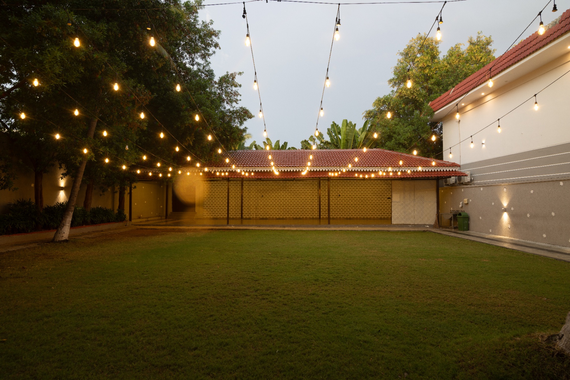 D's Lawn Hall — 1